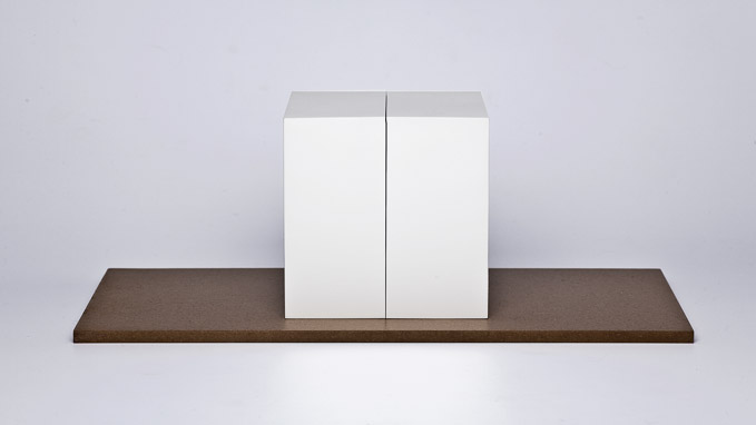 Draco Probe (m+w), (closed box),  2011 